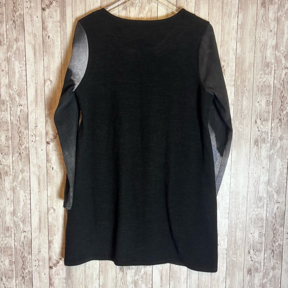 Trisha Tyler Black Abstract Print Fleece Tunic Sweater - Picture 5 of 5